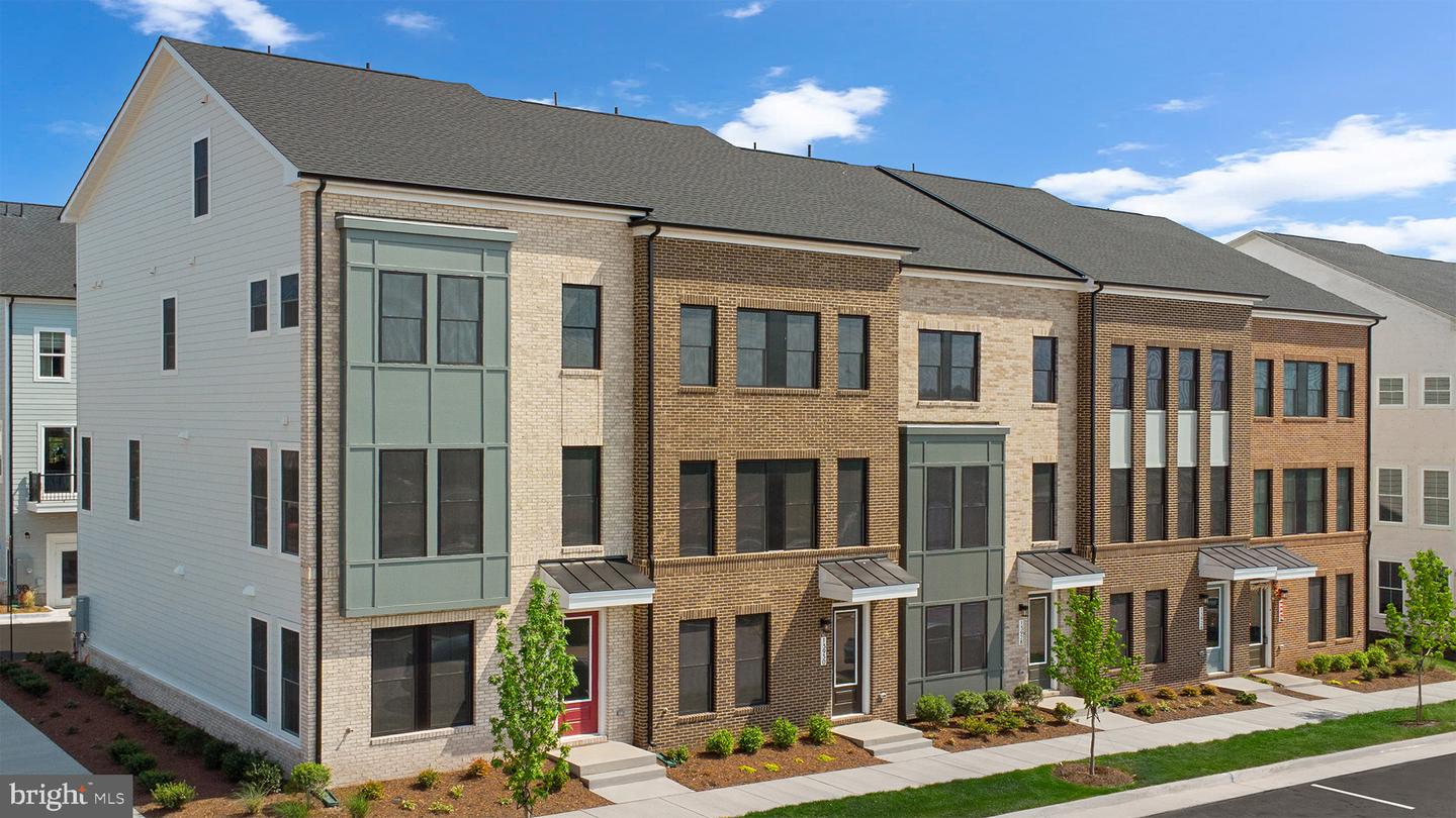 AVIATION PL #TARYN 24-F2, HERNDON, Virginia 20171, 3 Bedrooms Bedrooms, ,3 BathroomsBathrooms,Residential,For sale,AVIATION PL #TARYN 24-F2,VAFX2290048 MLS # VAFX2290048