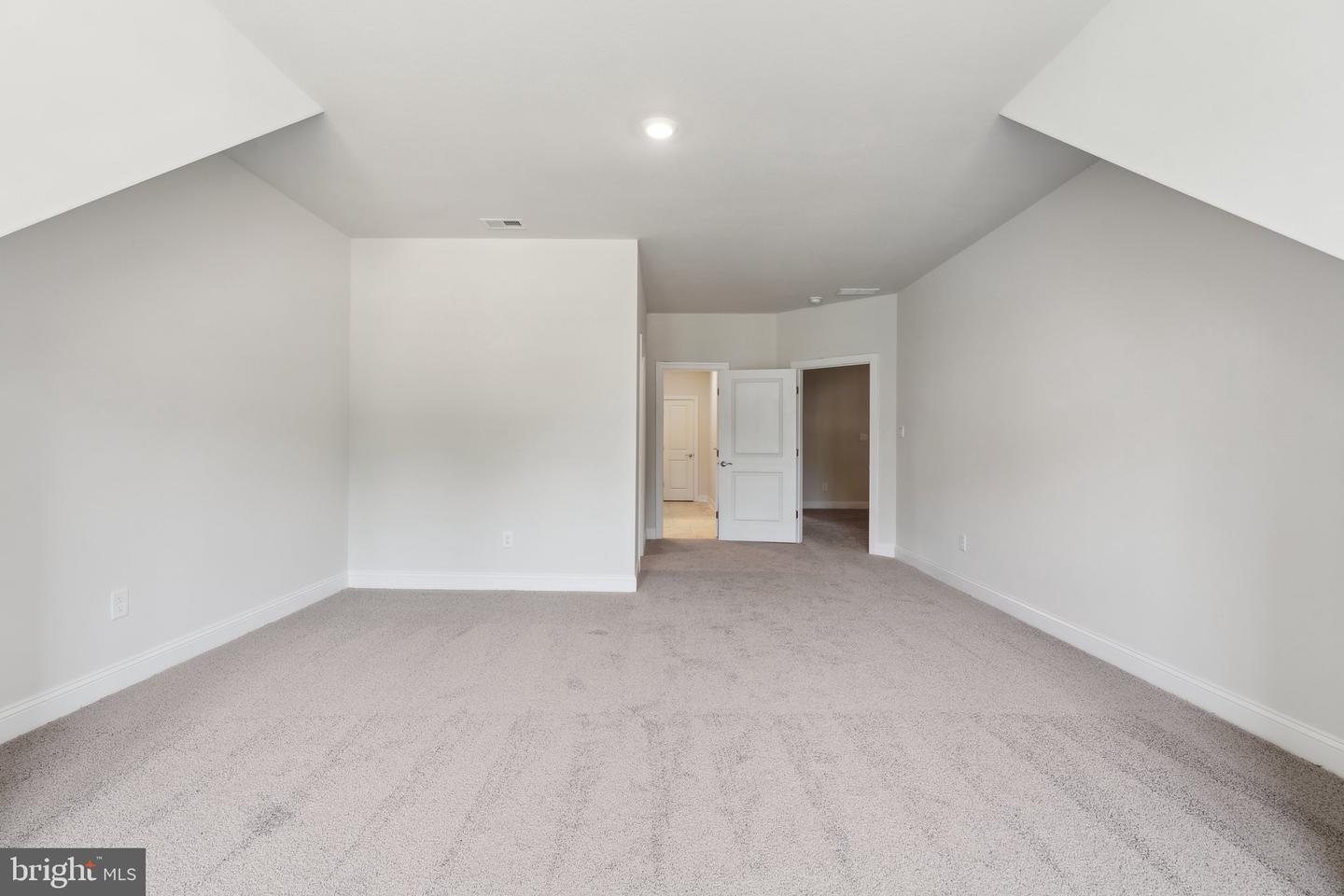 1316 TREVISO BAY, WILLIAMSBURG, Virginia 23188, 4 Bedrooms Bedrooms, ,3 BathroomsBathrooms,Residential,For sale,1316 TREVISO BAY,VAJC2000596 MLS # VAJC2000596