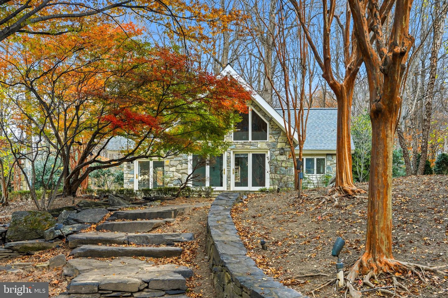 9324 GEORGETOWN PIKE, GREAT FALLS, Virginia 22066, 6 Bedrooms Bedrooms, ,7 BathroomsBathrooms,Residential,For sale,9324 GEORGETOWN PIKE,VAFX2290088 MLS # VAFX2290088 9324 GEORGETOWN PIKE, GREAT FALLS, Virginia 22066, 6 Bedrooms Bedrooms, ,7 BathroomsBathrooms,Residential,For sale,9324 GEORGETOWN PIKE,VAFX2290088 MLS # VAFX2290088