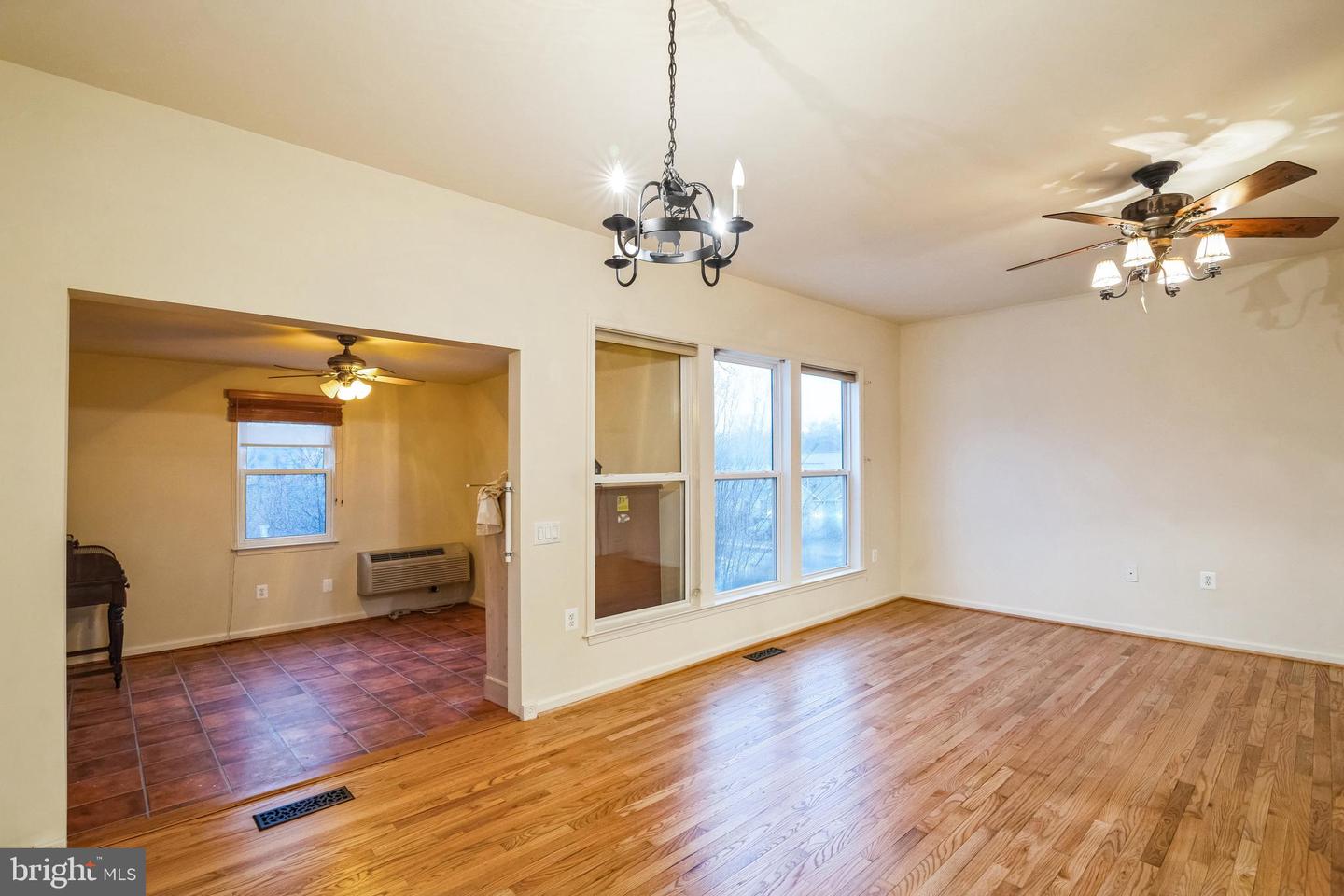 21 BUCHANAN CT, FREDERICKSBURG, Virginia 22406, 3 Bedrooms Bedrooms, ,3 BathroomsBathrooms,Residential,For sale,21 BUCHANAN CT,VAST2043416 MLS # VAST2043416