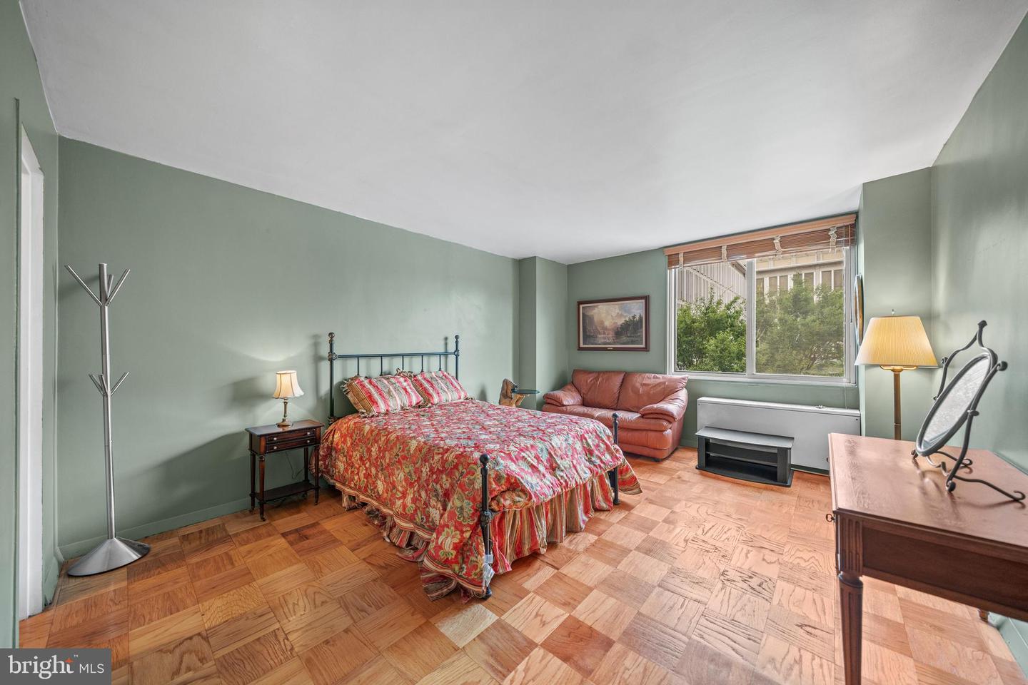 3001 VEAZEY TER NW #703, WASHINGTON, District Of Columbia 20008, 1 Bedroom Bedrooms, ,1 BathroomBathrooms,Residential,For sale,3001 VEAZEY TER NW #703,DCDC2231066 MLS # DCDC2231066