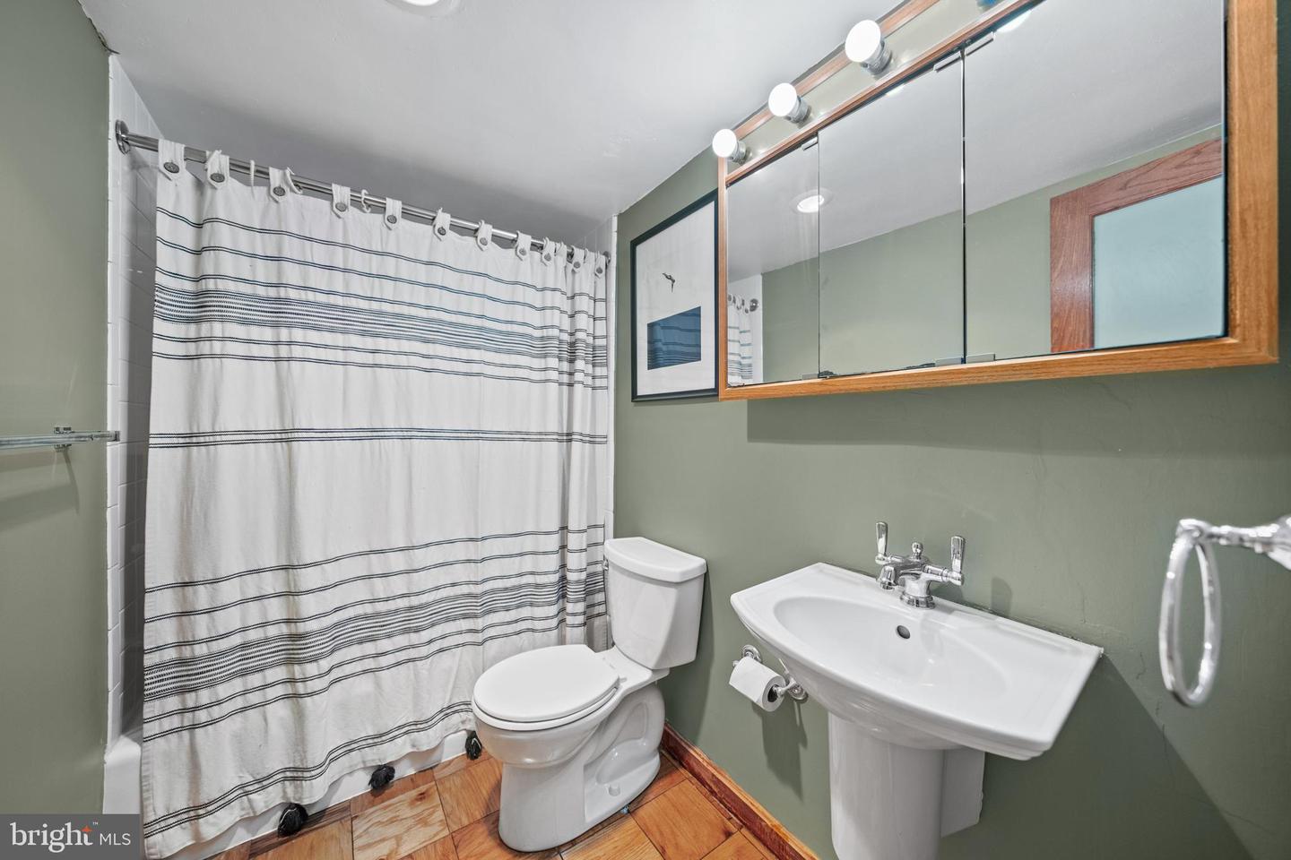 3001 VEAZEY TER NW #703, WASHINGTON, District Of Columbia 20008, 1 Bedroom Bedrooms, ,1 BathroomBathrooms,Residential,For sale,3001 VEAZEY TER NW #703,DCDC2231066 MLS # DCDC2231066