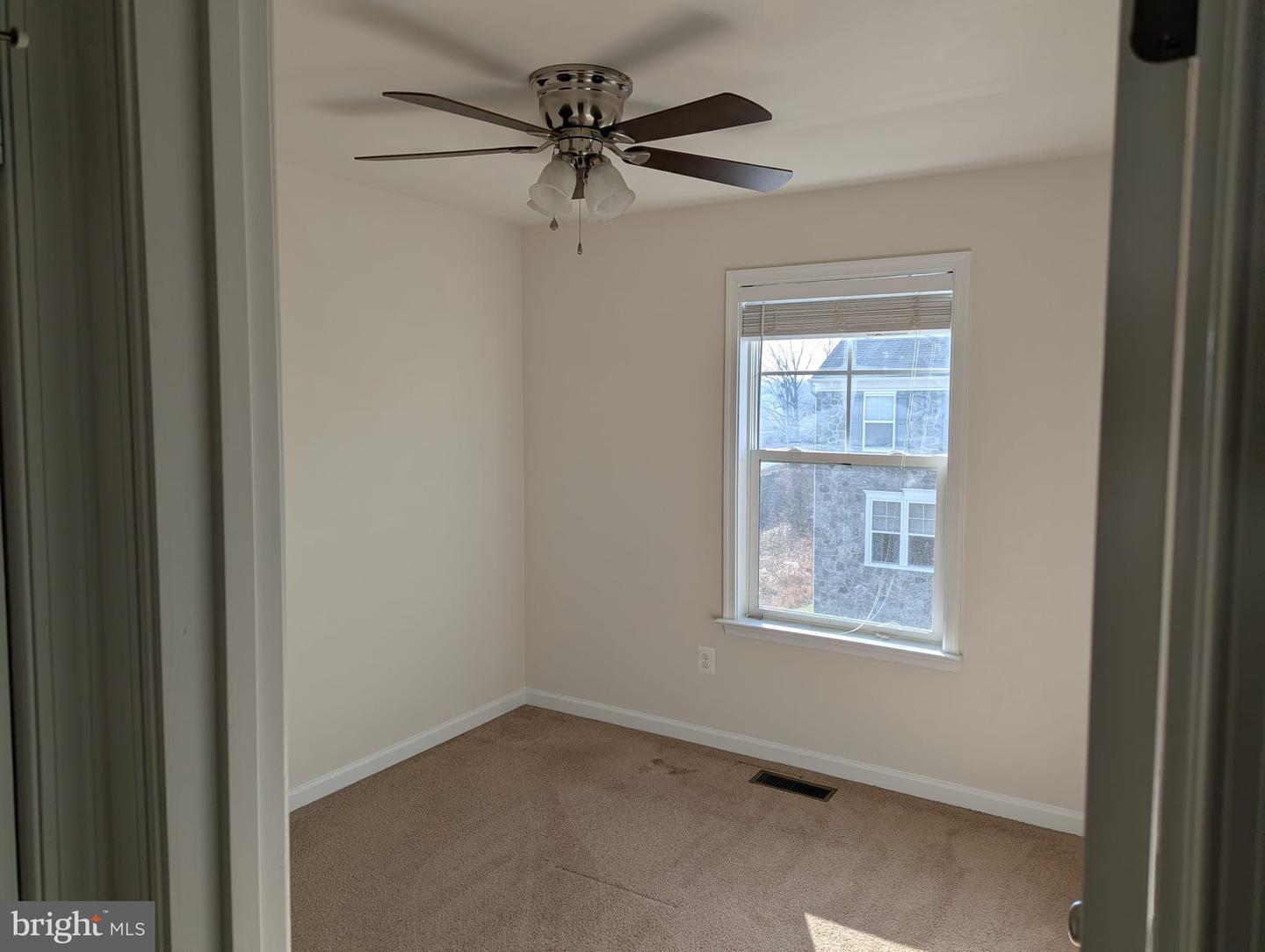 107 HOLLISTER LN, STAFFORD, Virginia 22556, 3 Bedrooms Bedrooms, ,3 BathroomsBathrooms,Residential,For sale,107 HOLLISTER LN,VAST2044366 MLS # VAST2044366