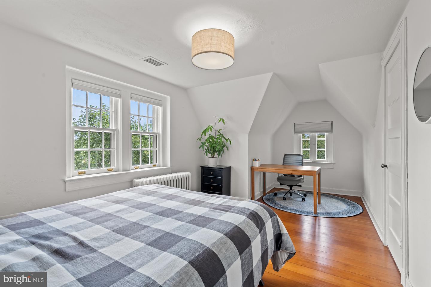 4452 Q ST NW, WASHINGTON, District Of Columbia 20007, 5 Bedrooms Bedrooms, ,2 BathroomsBathrooms,Residential,For sale,4452 Q ST NW,DCDC2232958 MLS # DCDC2232958