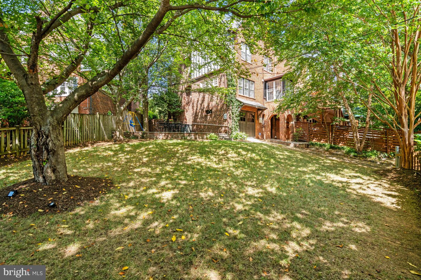 4452 Q ST NW, WASHINGTON, District Of Columbia 20007, 5 Bedrooms Bedrooms, ,2 BathroomsBathrooms,Residential,For sale,4452 Q ST NW,DCDC2232958 MLS # DCDC2232958