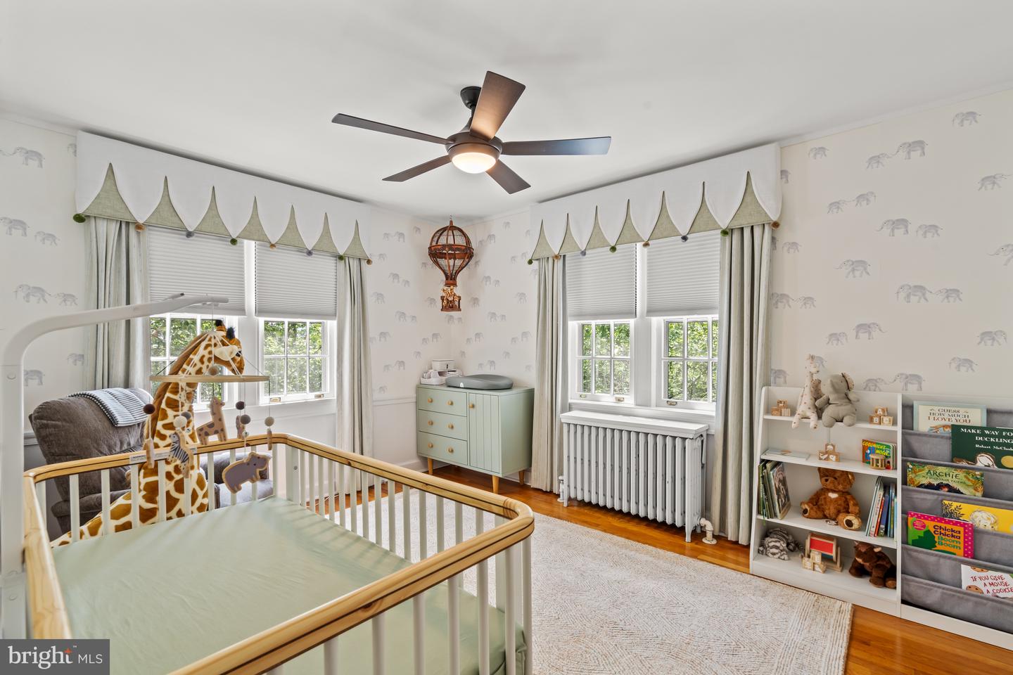 4452 Q ST NW, WASHINGTON, District Of Columbia 20007, 5 Bedrooms Bedrooms, ,2 BathroomsBathrooms,Residential,For sale,4452 Q ST NW,DCDC2232958 MLS # DCDC2232958