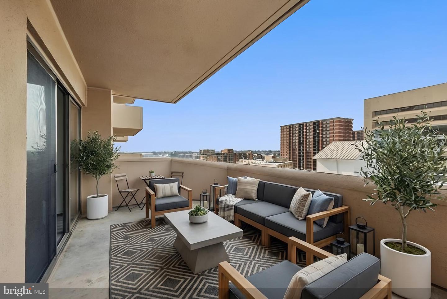 1301 N COURTHOUSE RD #1205, ARLINGTON, Virginia 22201, 1 Bedroom Bedrooms, ,1 BathroomBathrooms,Residential,For sale,1301 N COURTHOUSE RD #1205,VAAR2066864 MLS # VAAR2066864