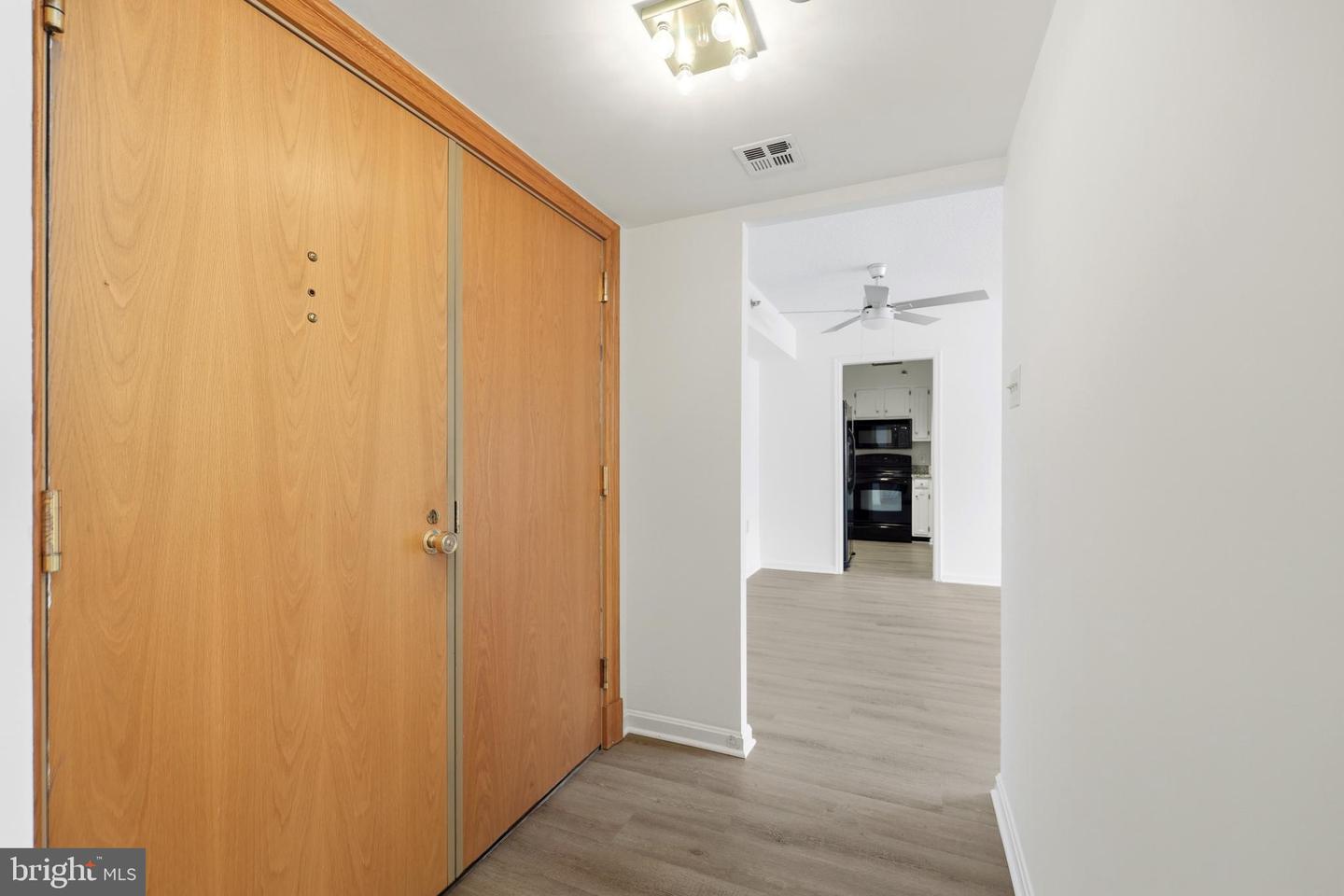 1301 N COURTHOUSE RD #1205, ARLINGTON, Virginia 22201, 1 Bedroom Bedrooms, ,1 BathroomBathrooms,Residential,For sale,1301 N COURTHOUSE RD #1205,VAAR2066864 MLS # VAAR2066864