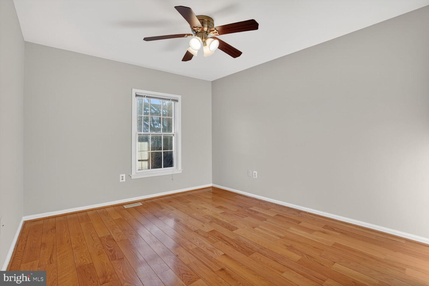 8408 MILLWOOD DR, SPRINGFIELD, Virginia 22152, 3 Bedrooms Bedrooms, ,2 BathroomsBathrooms,Residential,For sale,8408 MILLWOOD DR,VAFX2282996 MLS # VAFX2282996