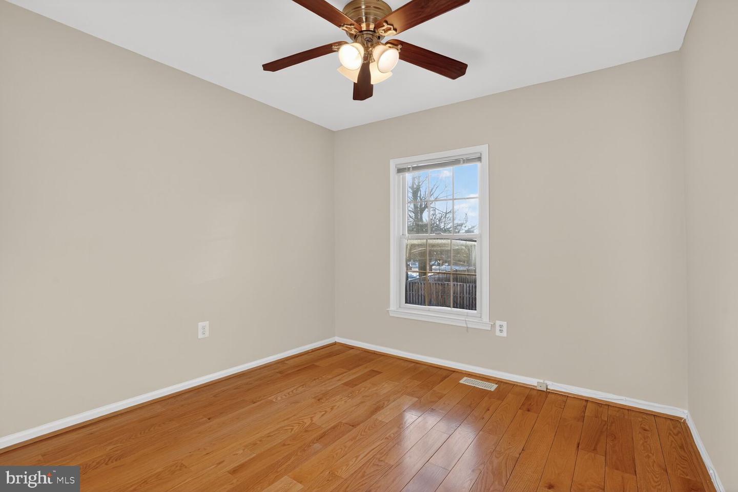 8408 MILLWOOD DR, SPRINGFIELD, Virginia 22152, 3 Bedrooms Bedrooms, ,2 BathroomsBathrooms,Residential,For sale,8408 MILLWOOD DR,VAFX2282996 MLS # VAFX2282996