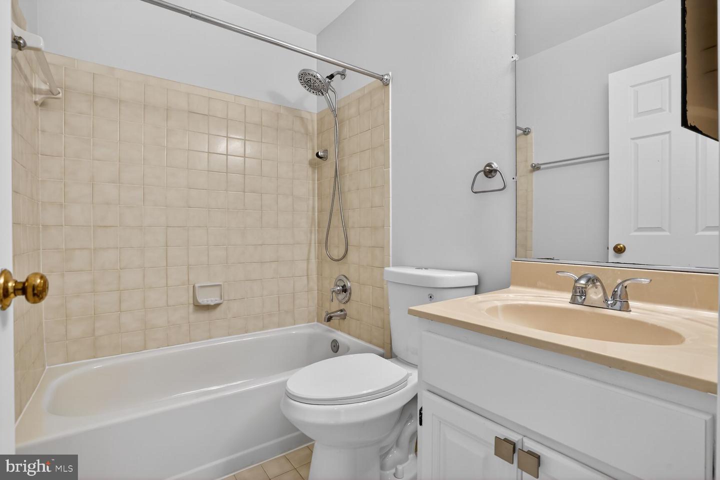 8408 MILLWOOD DR, SPRINGFIELD, Virginia 22152, 3 Bedrooms Bedrooms, ,2 BathroomsBathrooms,Residential,For sale,8408 MILLWOOD DR,VAFX2282996 MLS # VAFX2282996