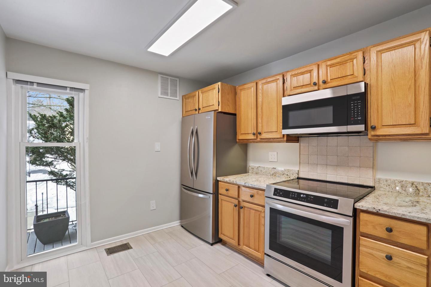 1644 WAINWRIGHT DR, RESTON, Virginia 20190, 3 Bedrooms Bedrooms, ,2 BathroomsBathrooms,Residential,For sale,1644 WAINWRIGHT DR,VAFX2283188 MLS # VAFX2283188