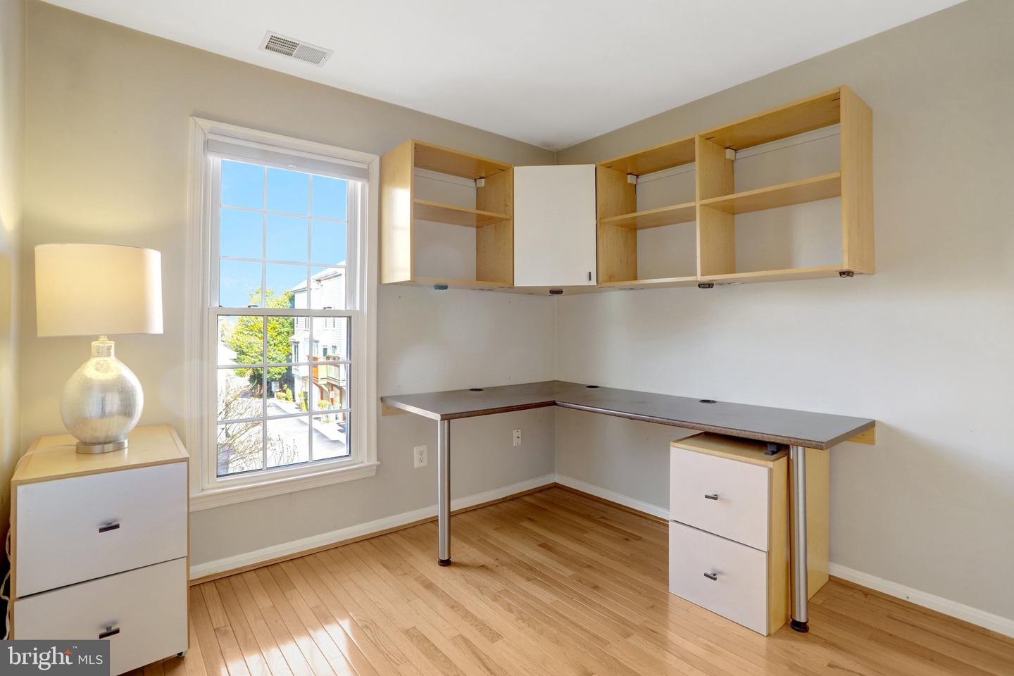 2422 N HAMPTON DR, ALEXANDRIA, Virginia 22311, 3 Bedrooms Bedrooms, ,2 BathroomsBathrooms,Residential,For sale,2422 N HAMPTON DR,VAAX2052818 MLS # VAAX2052818