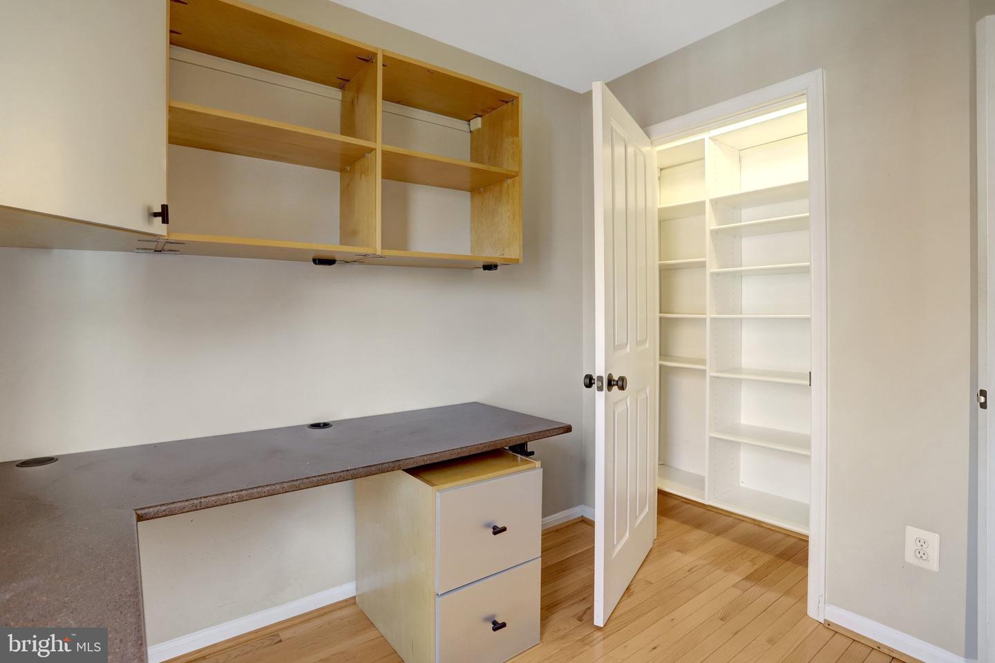 2422 N HAMPTON DR, ALEXANDRIA, Virginia 22311, 3 Bedrooms Bedrooms, ,2 BathroomsBathrooms,Residential,For sale,2422 N HAMPTON DR,VAAX2052818 MLS # VAAX2052818