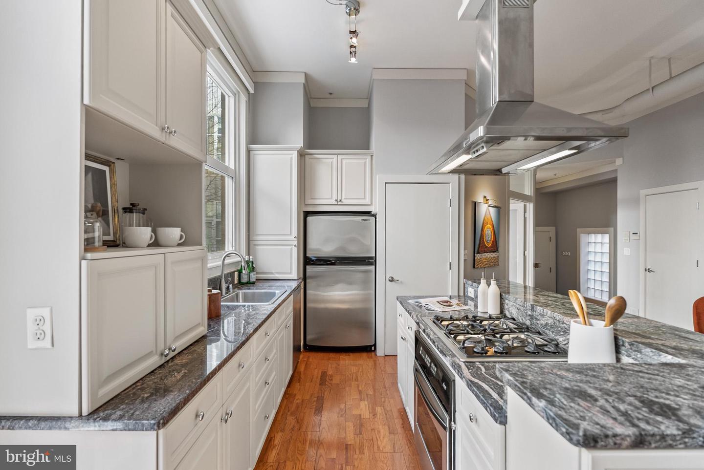 2380 CHAMPLAIN ST NW #202, WASHINGTON, District Of Columbia 20009, 2 Bedrooms Bedrooms, ,2 BathroomsBathrooms,Residential,For sale,2380 CHAMPLAIN ST NW #202,DCDC2239966 MLS # DCDC2239966