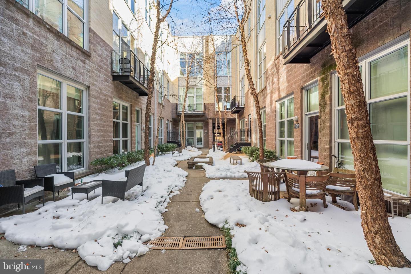 2380 CHAMPLAIN ST NW #202, WASHINGTON, District Of Columbia 20009, 2 Bedrooms Bedrooms, ,2 BathroomsBathrooms,Residential,For sale,2380 CHAMPLAIN ST NW #202,DCDC2239966 MLS # DCDC2239966