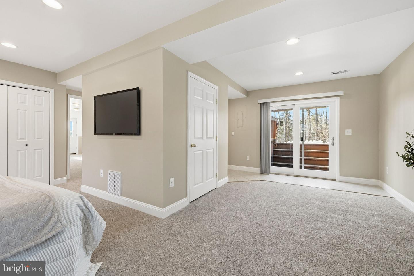 5666 RED MAPLE COURT, WARRENTON, Virginia 20187, 4 Bedrooms Bedrooms, ,2 BathroomsBathrooms,Residential,For sale,5666 RED MAPLE COURT,VAFQ2020080 MLS # VAFQ2020080