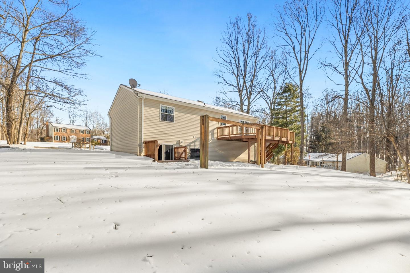 5666 RED MAPLE COURT, WARRENTON, Virginia 20187, 4 Bedrooms Bedrooms, ,2 BathroomsBathrooms,Residential,For sale,5666 RED MAPLE COURT,VAFQ2020080 MLS # VAFQ2020080