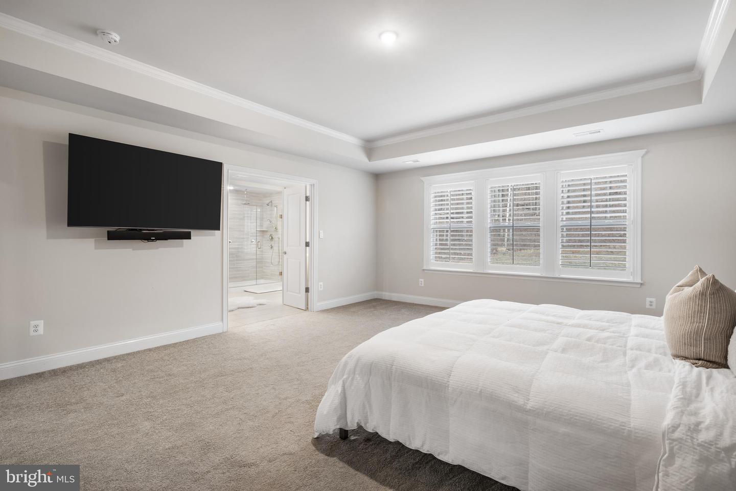 254 WHISTLEWOOD LANE, WINCHESTER, Virginia 22602, 5 Bedrooms Bedrooms, ,6 BathroomsBathrooms,Residential,For sale,254 WHISTLEWOOD LANE,VAFV2038840 MLS # VAFV2038840