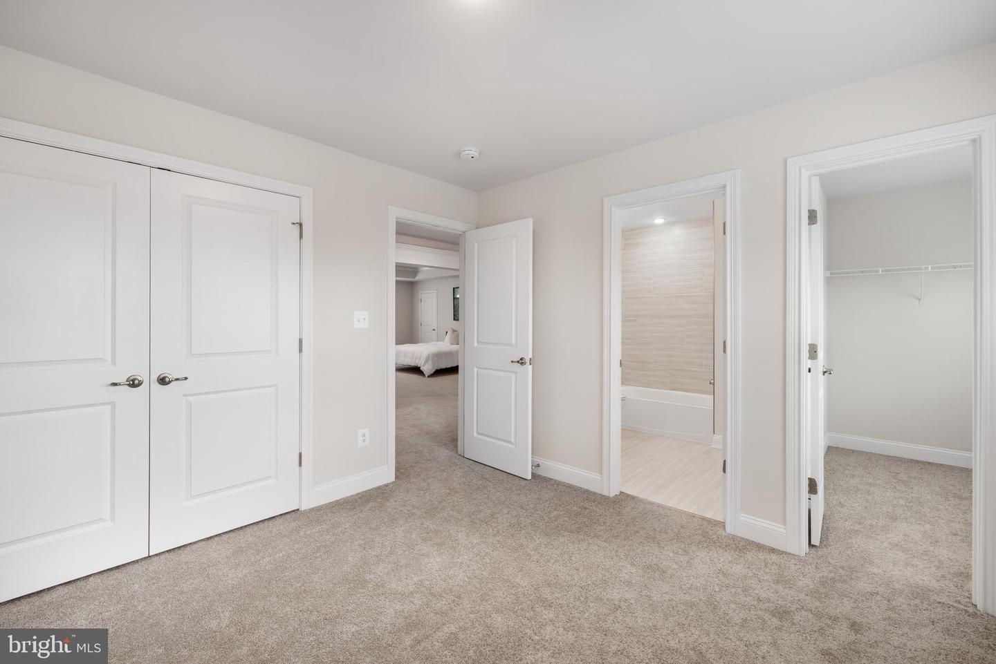 254 WHISTLEWOOD LANE, WINCHESTER, Virginia 22602, 5 Bedrooms Bedrooms, ,6 BathroomsBathrooms,Residential,For sale,254 WHISTLEWOOD LANE,VAFV2038840 MLS # VAFV2038840