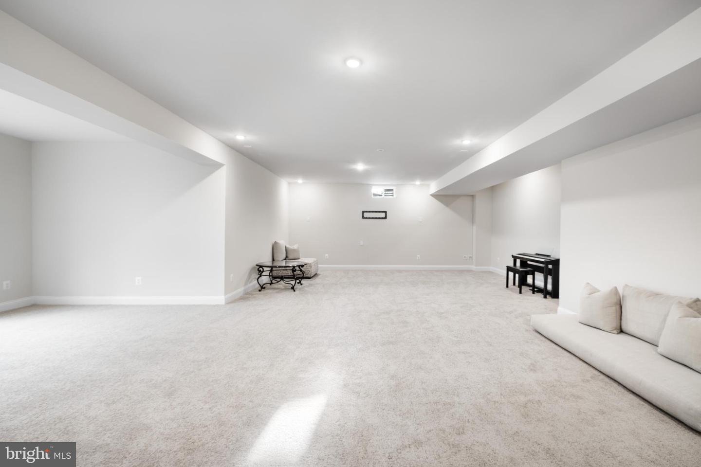 254 WHISTLEWOOD LANE, WINCHESTER, Virginia 22602, 5 Bedrooms Bedrooms, ,6 BathroomsBathrooms,Residential,For sale,254 WHISTLEWOOD LANE,VAFV2038840 MLS # VAFV2038840