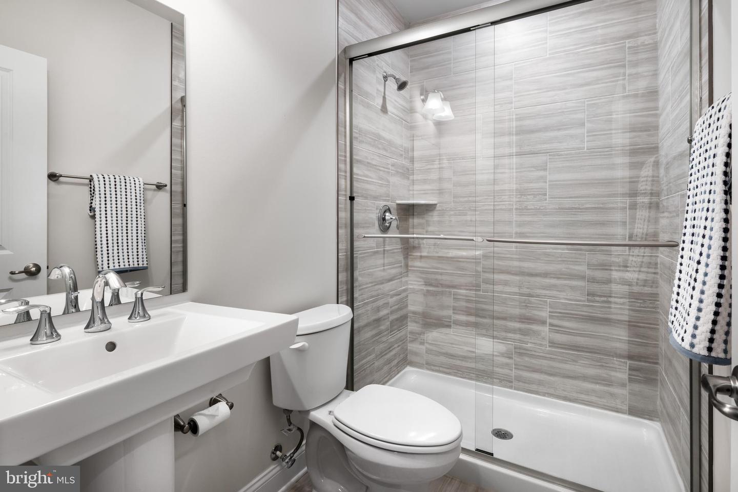 254 WHISTLEWOOD LANE, WINCHESTER, Virginia 22602, 5 Bedrooms Bedrooms, ,6 BathroomsBathrooms,Residential,For sale,254 WHISTLEWOOD LANE,VAFV2038840 MLS # VAFV2038840