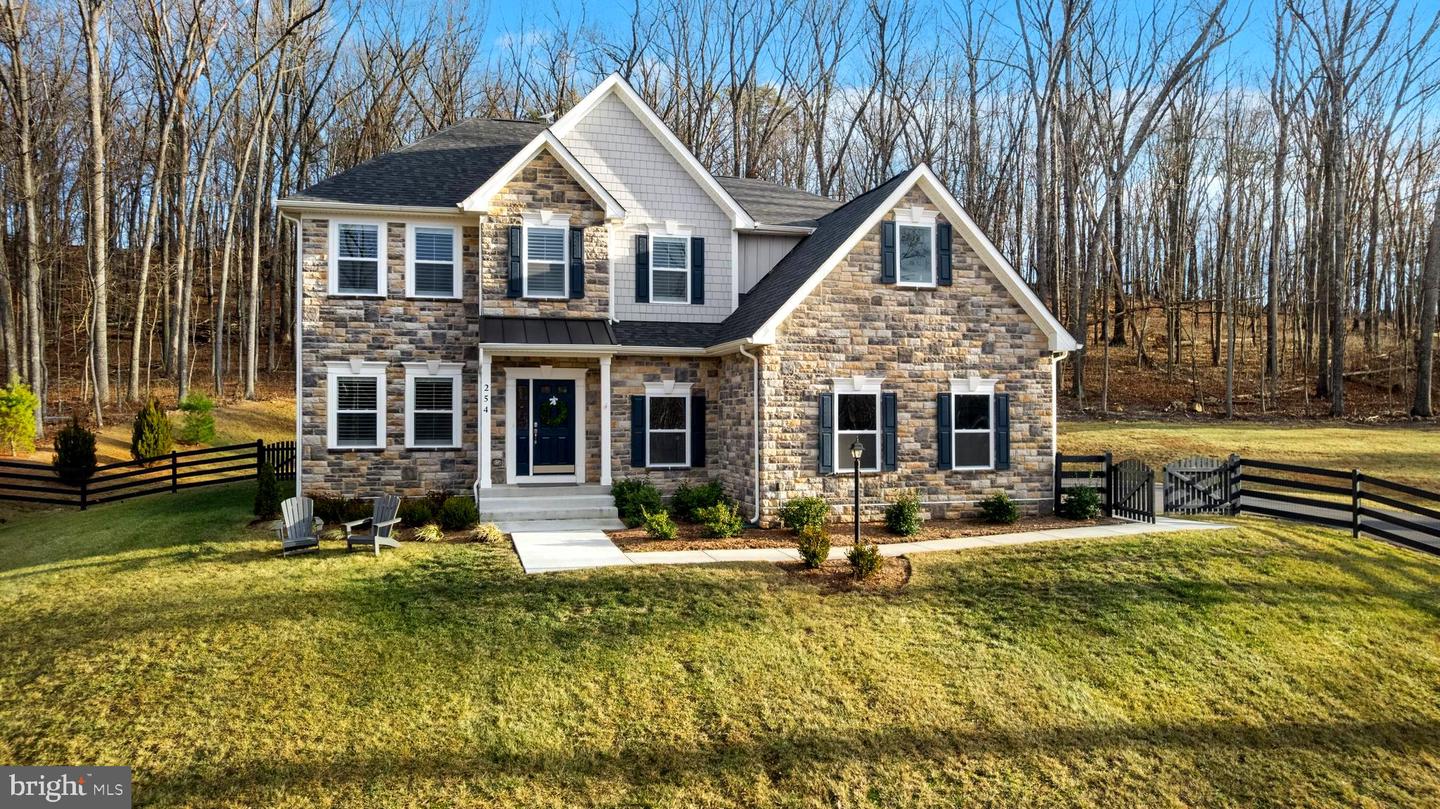 254 WHISTLEWOOD LANE, WINCHESTER, Virginia 22602, 5 Bedrooms Bedrooms, ,6 BathroomsBathrooms,Residential,For sale,254 WHISTLEWOOD LANE,VAFV2038840 MLS # VAFV2038840