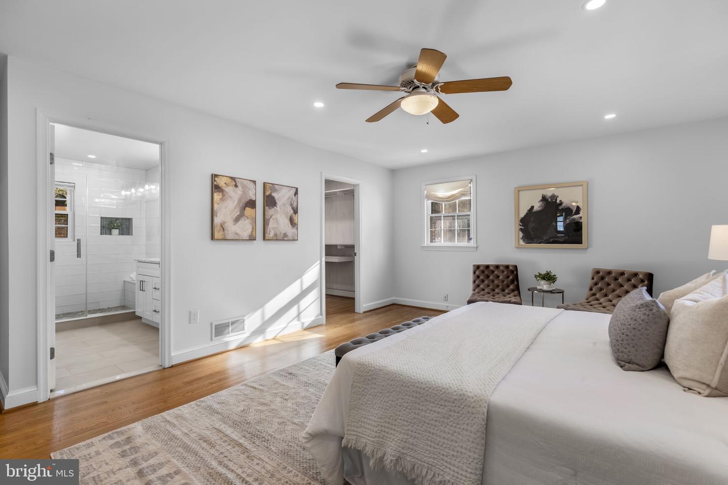 7105 DEVONSHIRE RD, ALEXANDRIA, Virginia 22307, 4 Bedrooms Bedrooms, ,3 BathroomsBathrooms,Residential,For sale,7105 DEVONSHIRE RD,VAFX2285526 MLS # VAFX2285526