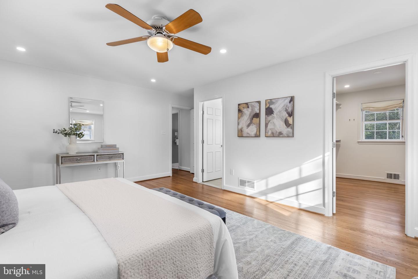 7105 DEVONSHIRE RD, ALEXANDRIA, Virginia 22307, 4 Bedrooms Bedrooms, ,3 BathroomsBathrooms,Residential,For sale,7105 DEVONSHIRE RD,VAFX2285526 MLS # VAFX2285526