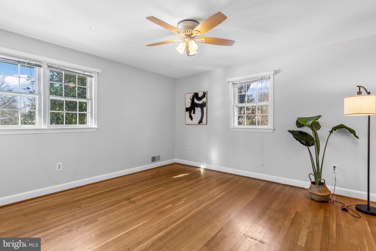 7105 DEVONSHIRE RD, ALEXANDRIA, Virginia 22307, 4 Bedrooms Bedrooms, ,3 BathroomsBathrooms,Residential,For sale,7105 DEVONSHIRE RD,VAFX2285526 MLS # VAFX2285526