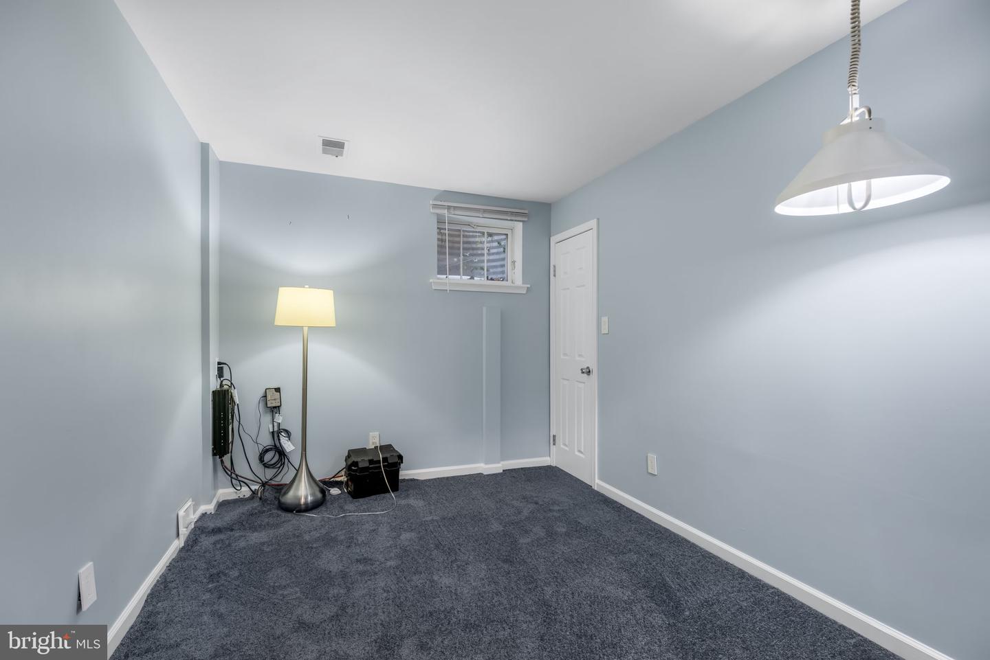 7105 DEVONSHIRE RD, ALEXANDRIA, Virginia 22307, 4 Bedrooms Bedrooms, ,3 BathroomsBathrooms,Residential,For sale,7105 DEVONSHIRE RD,VAFX2285526 MLS # VAFX2285526