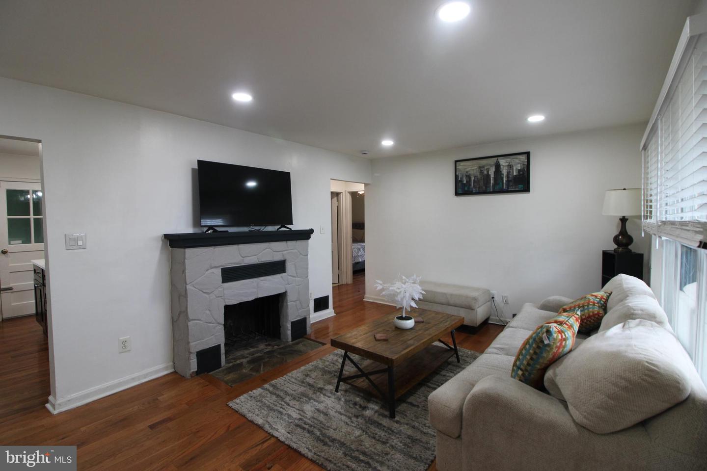 4009 TANEY AVE, ALEXANDRIA, Virginia 22304, 3 Bedrooms Bedrooms, ,2 BathroomsBathrooms,Residential,For sale,4009 TANEY AVE,VAAX2053094 MLS # VAAX2053094