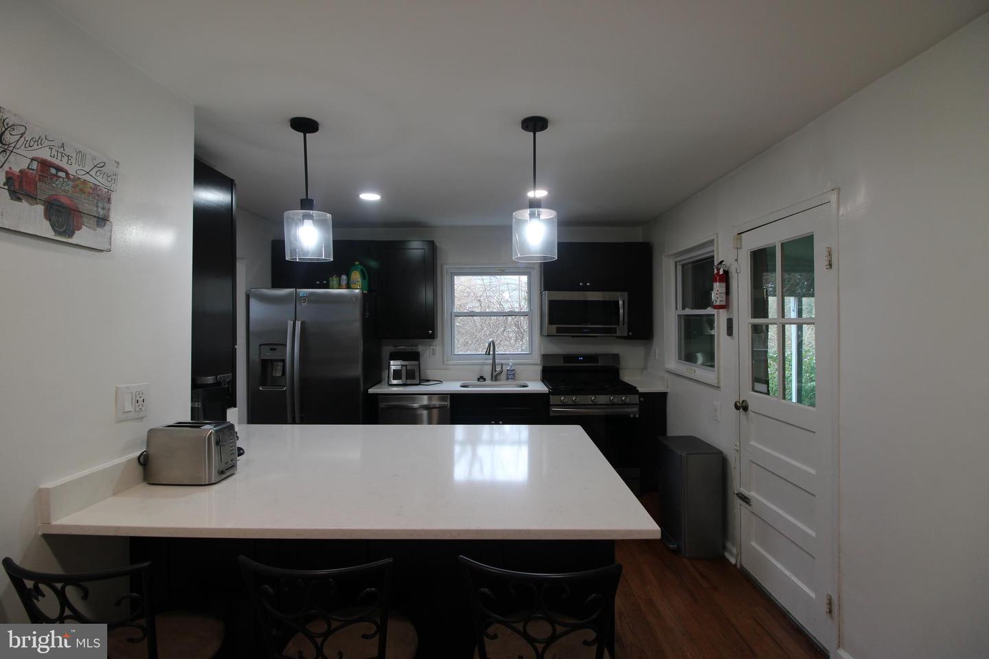 4009 TANEY AVE, ALEXANDRIA, Virginia 22304, 3 Bedrooms Bedrooms, ,2 BathroomsBathrooms,Residential,For sale,4009 TANEY AVE,VAAX2053094 MLS # VAAX2053094