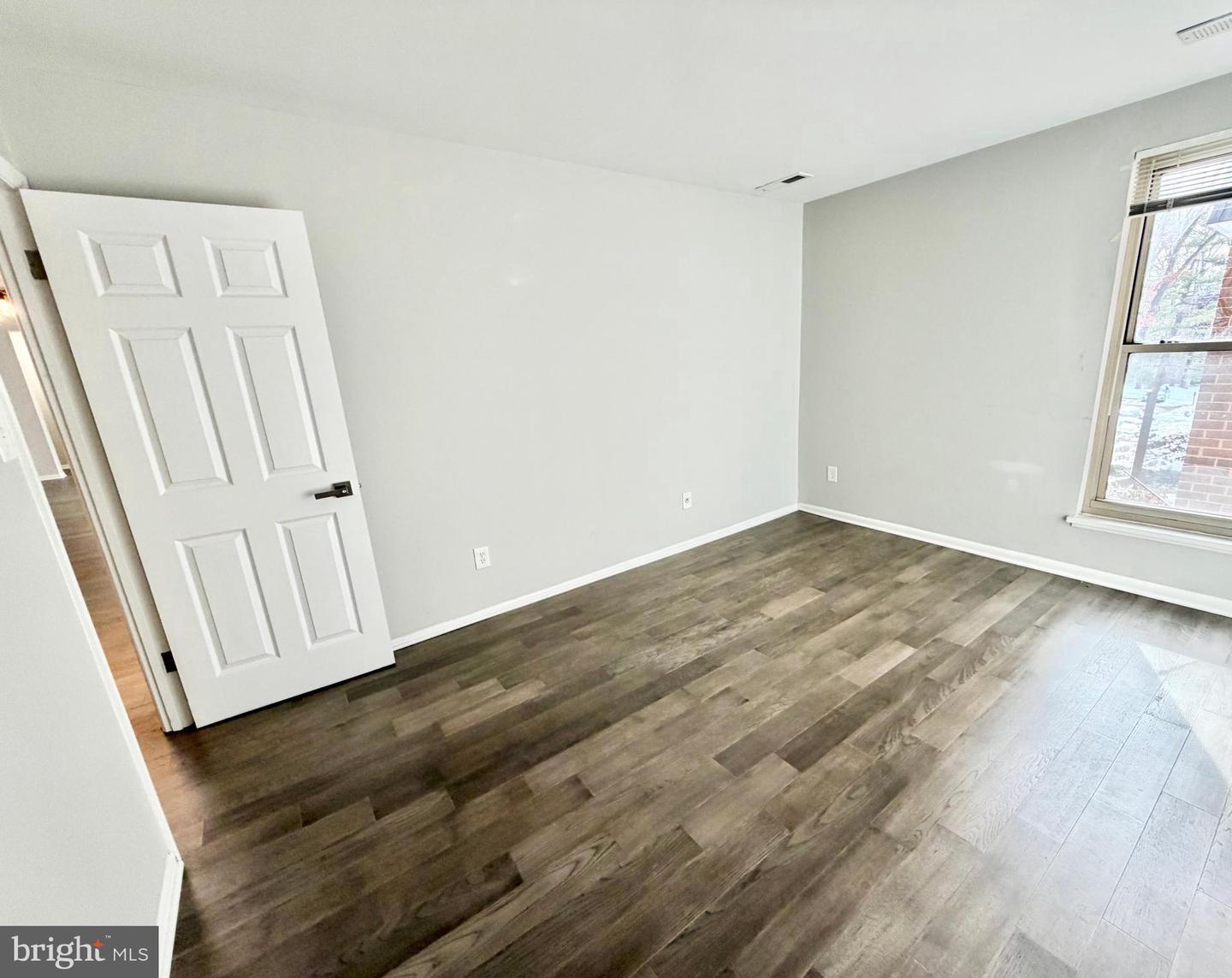 3322 WOODBURN VILLAGE DR #13, ANNANDALE, Virginia 22003, 3 Bedrooms Bedrooms, ,2 BathroomsBathrooms,Residential,For sale,3322 WOODBURN VILLAGE DR #13,VAFX2285732 MLS # VAFX2285732