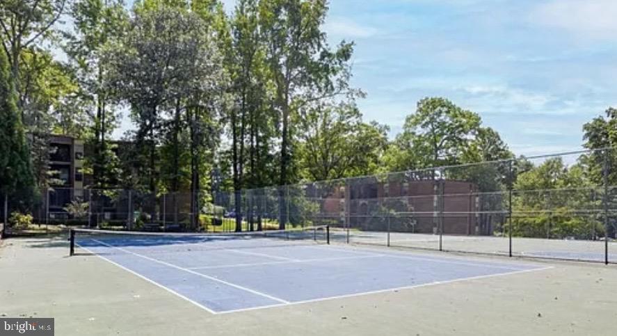 3322 WOODBURN VILLAGE DR #13, ANNANDALE, Virginia 22003, 3 Bedrooms Bedrooms, ,2 BathroomsBathrooms,Residential,For sale,3322 WOODBURN VILLAGE DR #13,VAFX2285732 MLS # VAFX2285732