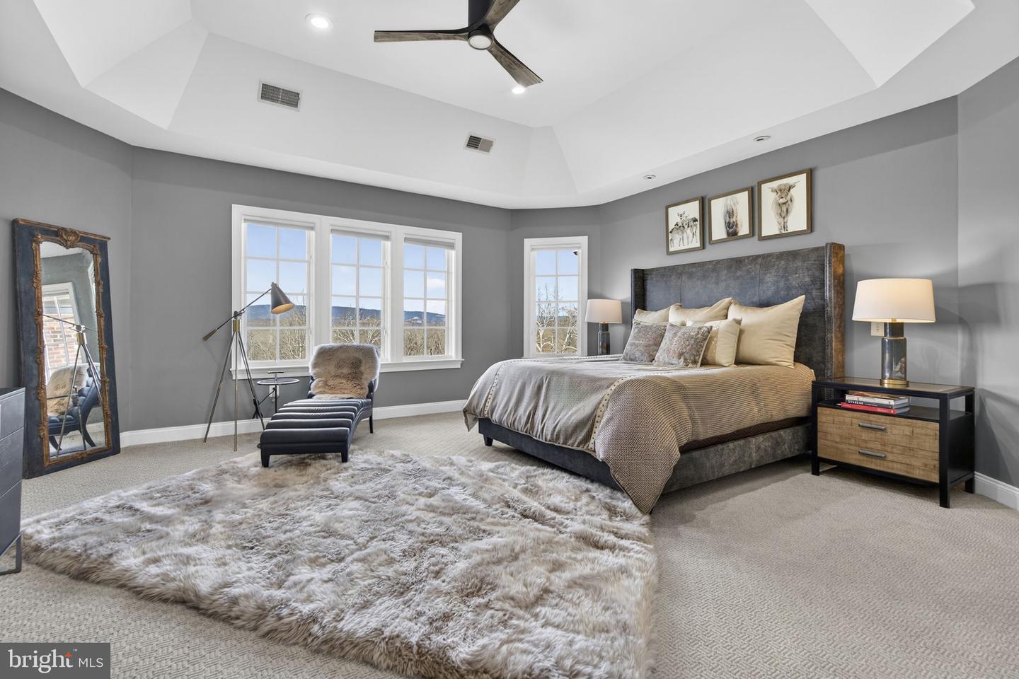 21051 ST LOUIS RD, MIDDLEBURG, Virginia 20117, 5 Bedrooms Bedrooms, ,5 BathroomsBathrooms,Residential,For sale,21051 ST LOUIS RD,VALO2114338 MLS # VALO2114338