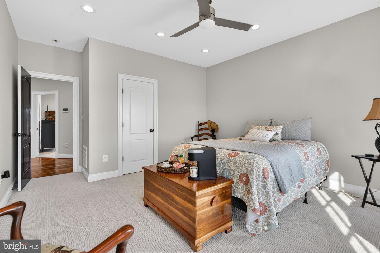 21051 ST LOUIS RD, MIDDLEBURG, Virginia 20117, 5 Bedrooms Bedrooms, ,5 BathroomsBathrooms,Residential,For sale,21051 ST LOUIS RD,VALO2114338 MLS # VALO2114338