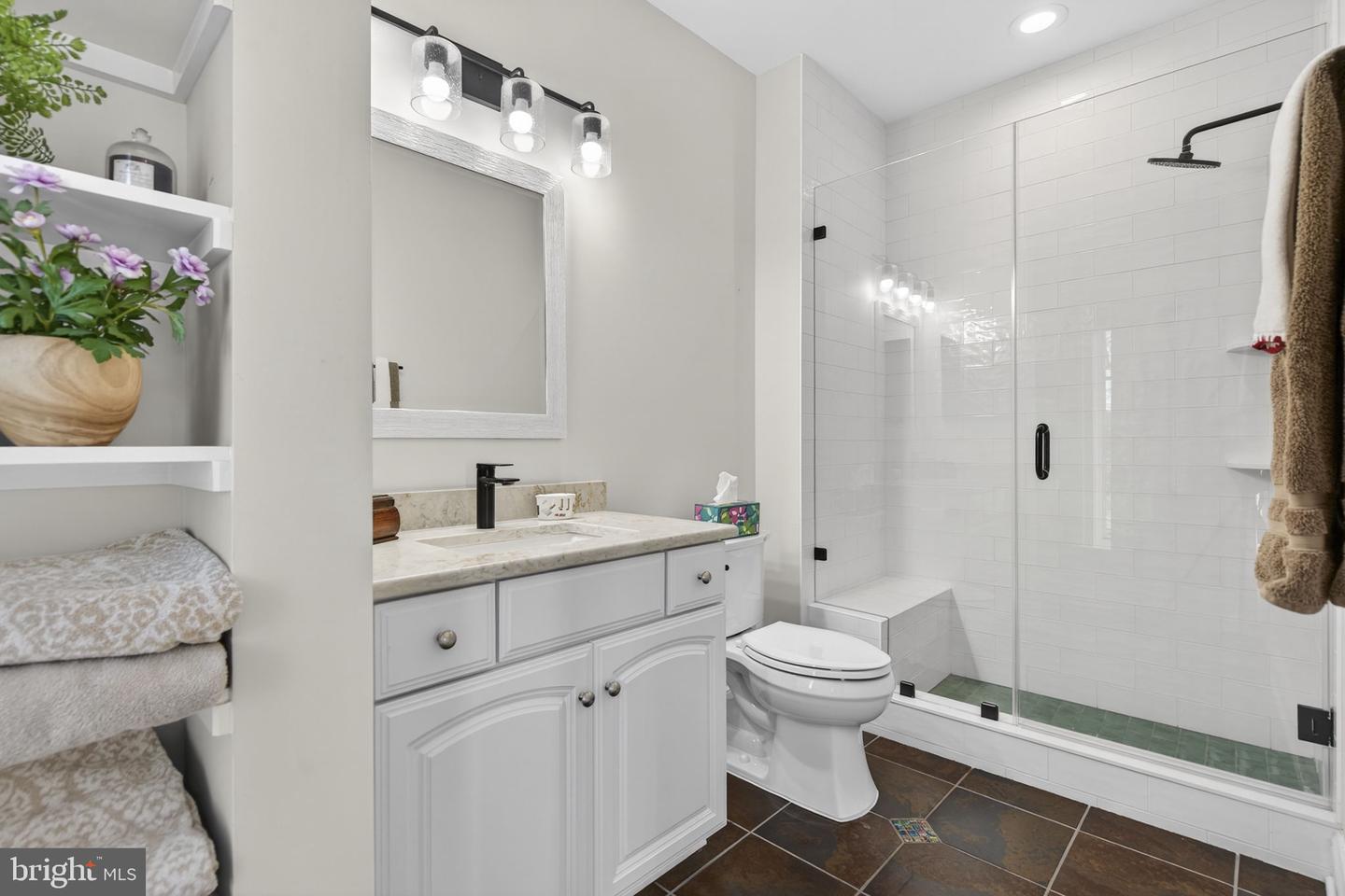 21051 ST LOUIS RD, MIDDLEBURG, Virginia 20117, 5 Bedrooms Bedrooms, ,5 BathroomsBathrooms,Residential,For sale,21051 ST LOUIS RD,VALO2114338 MLS # VALO2114338