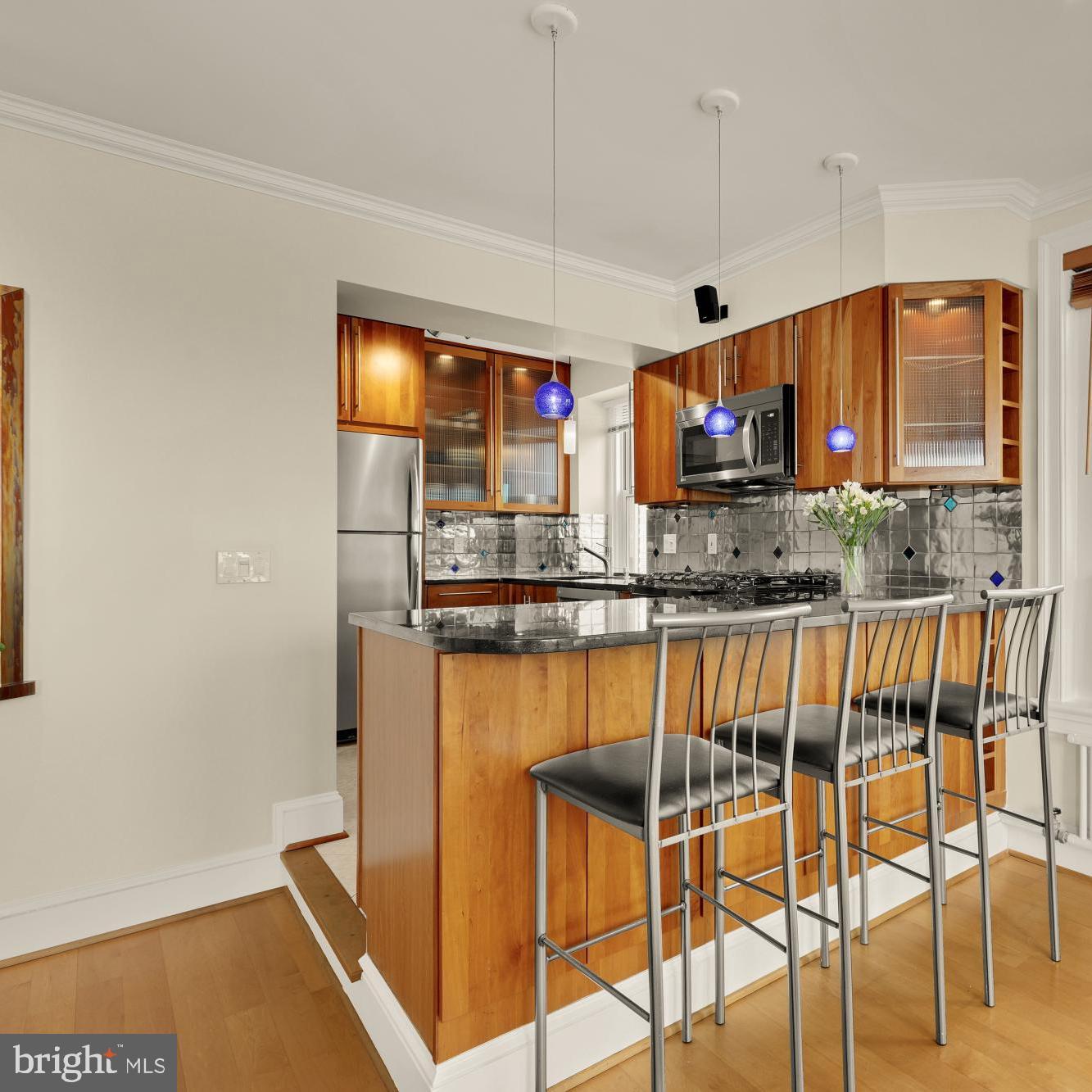 1954 COLUMBIA RD NW #710, WASHINGTON, District Of Columbia 20009, 3 Bedrooms Bedrooms, 5 Rooms Rooms,2 BathroomsBathrooms,Residential,For sale,1954 COLUMBIA RD NW #710,DCDC2243000 MLS # DCDC2243000