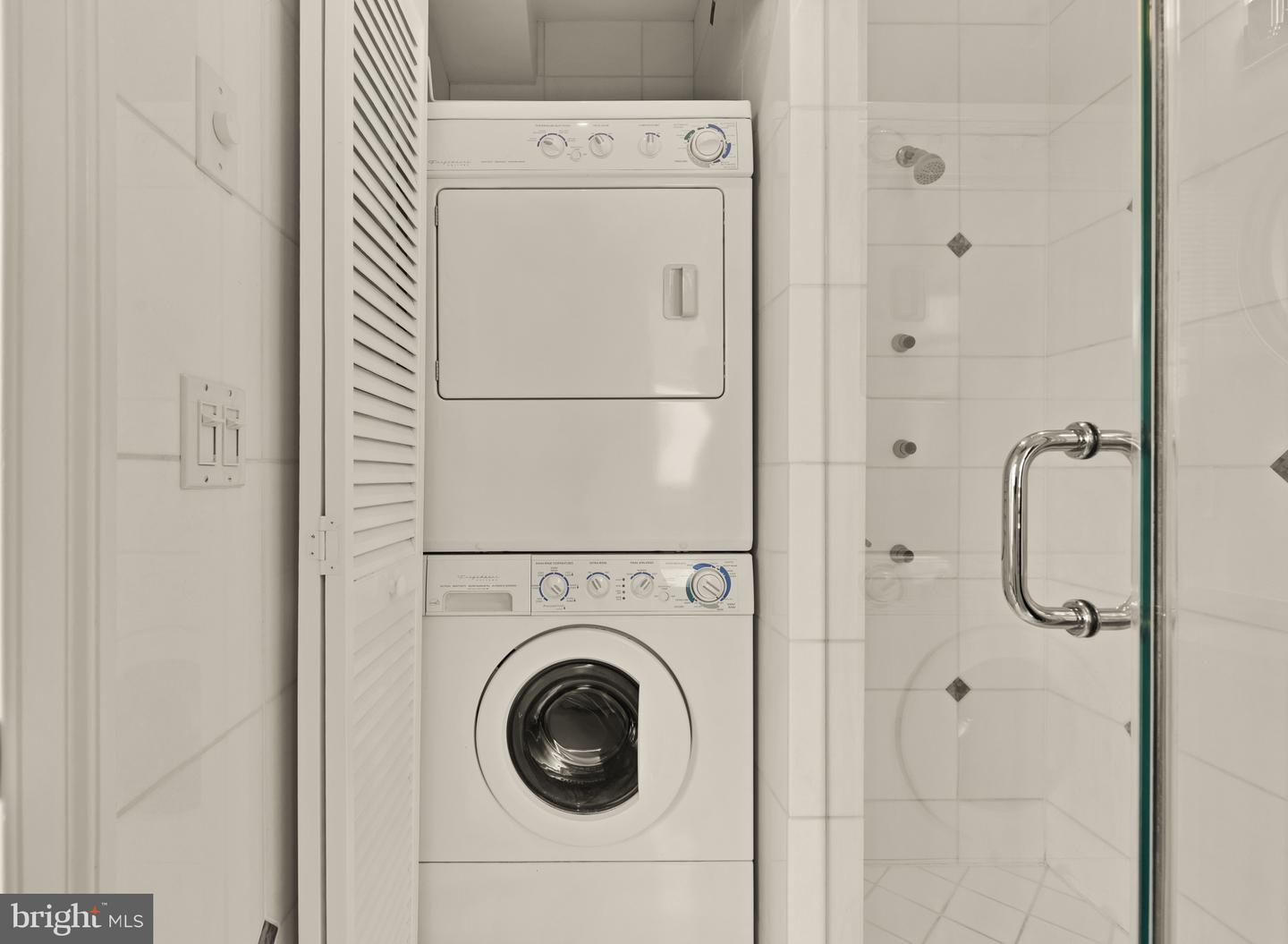 1954 COLUMBIA RD NW #710, WASHINGTON, District Of Columbia 20009, 3 Bedrooms Bedrooms, 5 Rooms Rooms,2 BathroomsBathrooms,Residential,For sale,1954 COLUMBIA RD NW #710,DCDC2243000 MLS # DCDC2243000