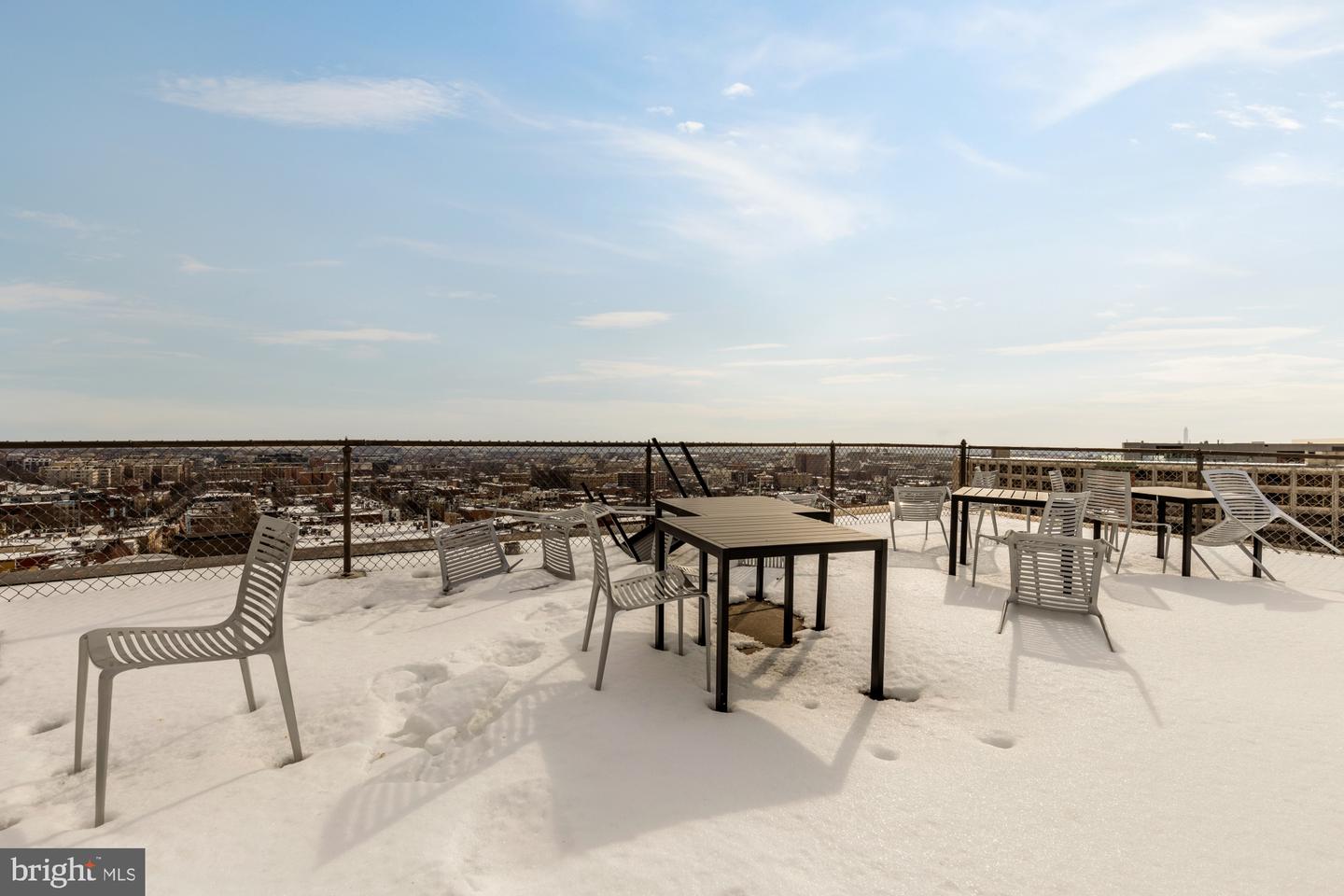 1954 COLUMBIA RD NW #710, WASHINGTON, District Of Columbia 20009, 3 Bedrooms Bedrooms, 5 Rooms Rooms,2 BathroomsBathrooms,Residential,For sale,1954 COLUMBIA RD NW #710,DCDC2243000 MLS # DCDC2243000