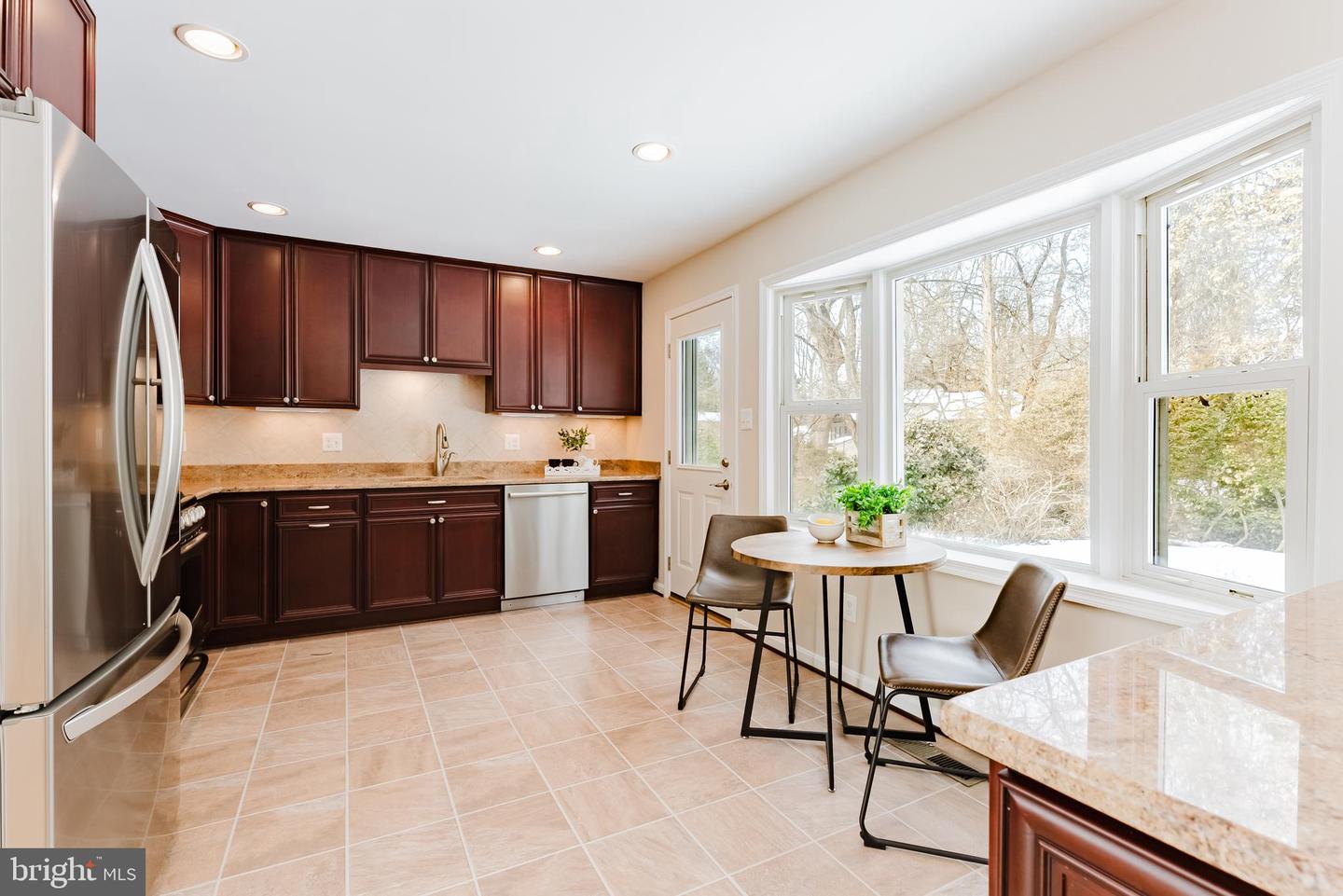 4704 FEDERAL CT, ANNANDALE, Virginia 22003, 4 Bedrooms Bedrooms, ,2 BathroomsBathrooms,Residential,For sale,4704 FEDERAL CT,VAFX2287594 MLS # VAFX2287594