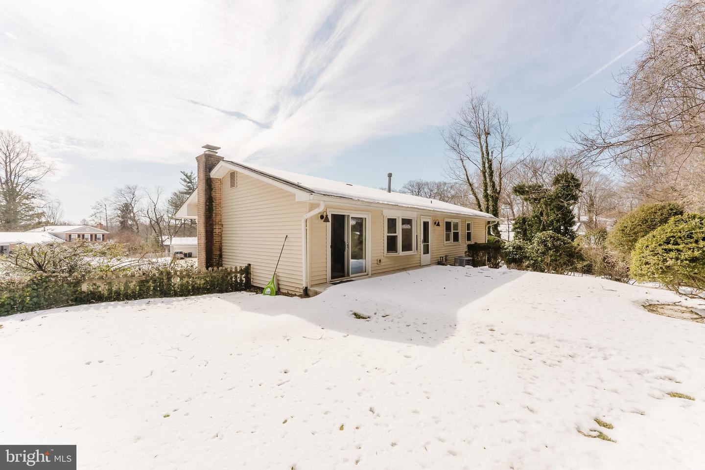 4704 FEDERAL CT, ANNANDALE, Virginia 22003, 4 Bedrooms Bedrooms, ,2 BathroomsBathrooms,Residential,For sale,4704 FEDERAL CT,VAFX2287594 MLS # VAFX2287594