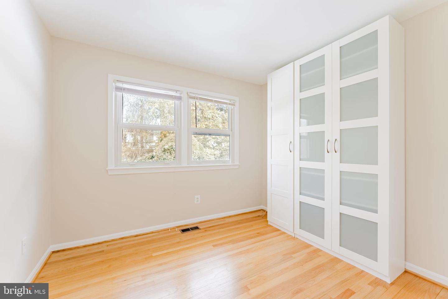 4704 FEDERAL CT, ANNANDALE, Virginia 22003, 4 Bedrooms Bedrooms, ,2 BathroomsBathrooms,Residential,For sale,4704 FEDERAL CT,VAFX2287594 MLS # VAFX2287594