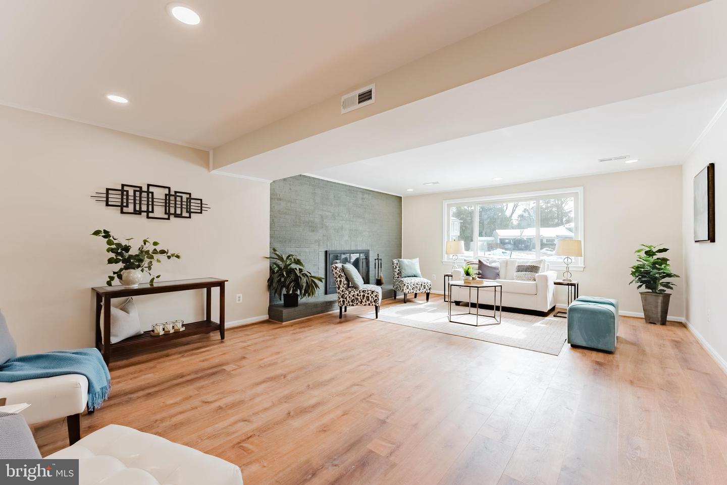 4704 FEDERAL CT, ANNANDALE, Virginia 22003, 4 Bedrooms Bedrooms, ,2 BathroomsBathrooms,Residential,For sale,4704 FEDERAL CT,VAFX2287594 MLS # VAFX2287594