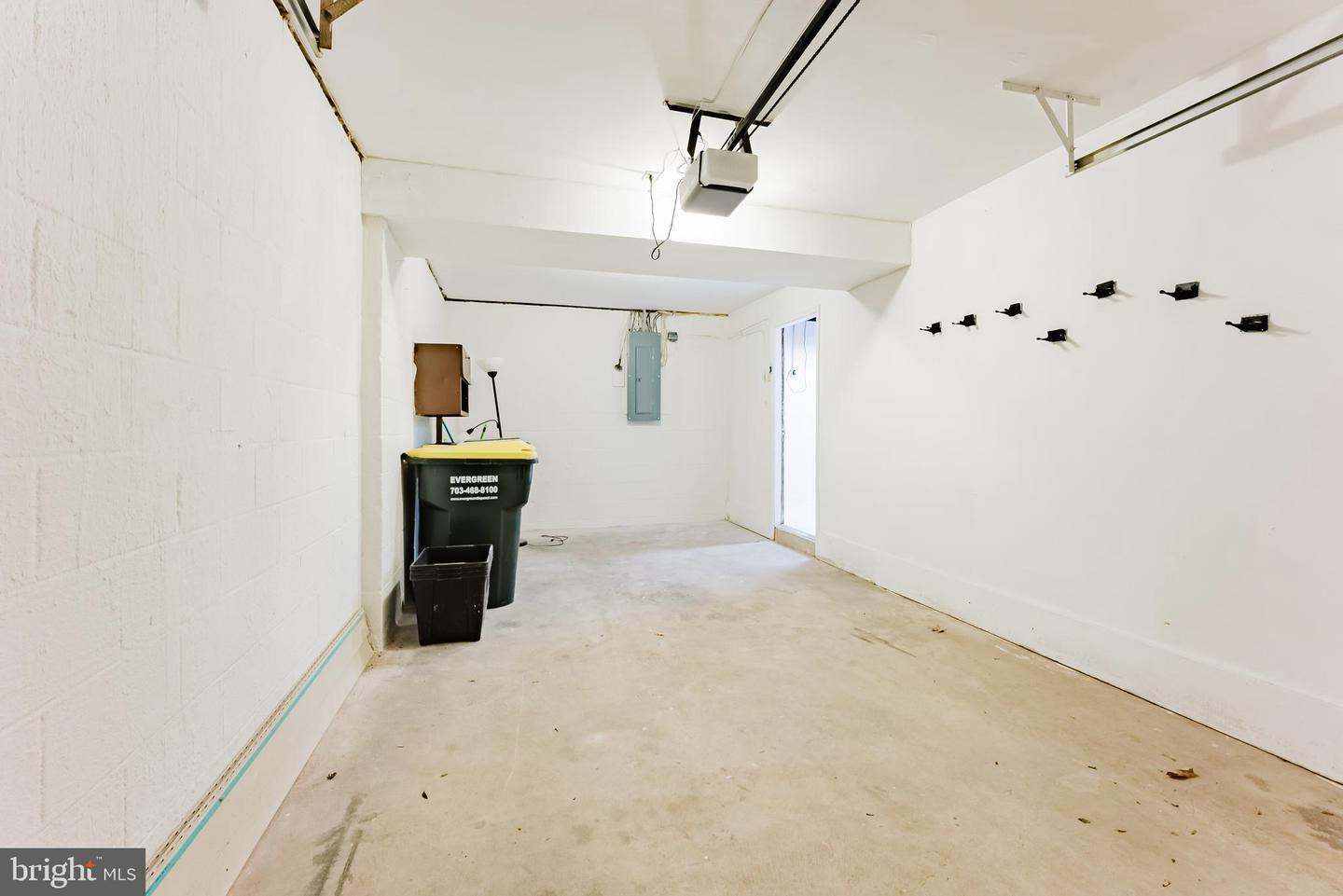 4704 FEDERAL CT, ANNANDALE, Virginia 22003, 4 Bedrooms Bedrooms, ,2 BathroomsBathrooms,Residential,For sale,4704 FEDERAL CT,VAFX2287594 MLS # VAFX2287594