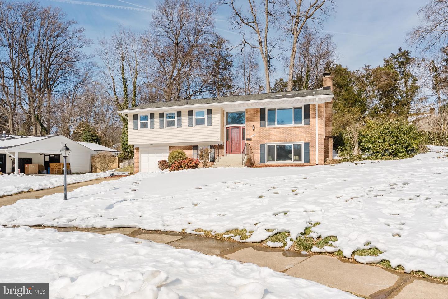 4704 FEDERAL CT, ANNANDALE, Virginia 22003, 4 Bedrooms Bedrooms, ,2 BathroomsBathrooms,Residential,For sale,4704 FEDERAL CT,VAFX2287594 MLS # VAFX2287594