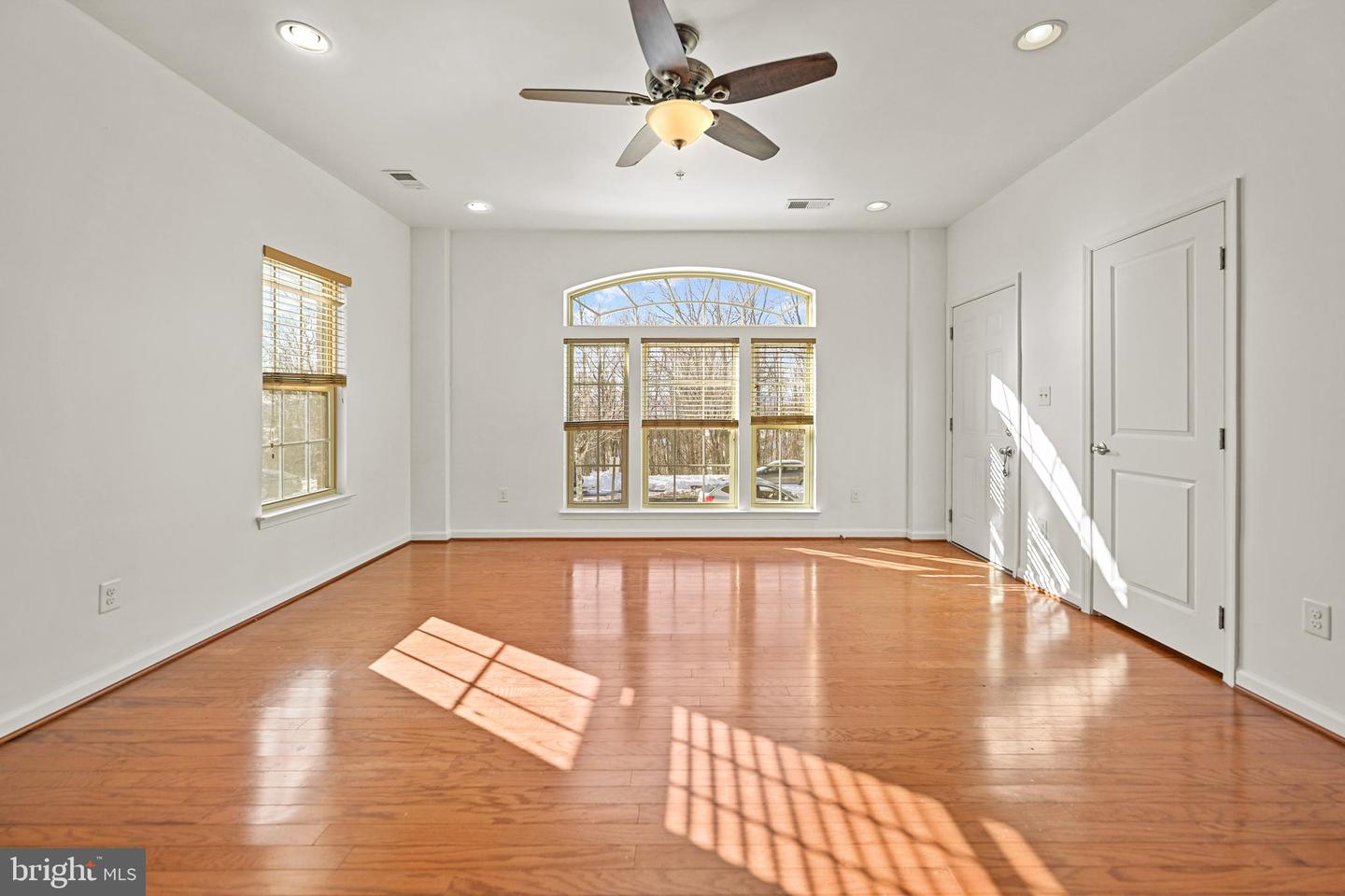 25928 RACING SUN DR, ALDIE, Virginia 20105, 3 Bedrooms Bedrooms, ,2 BathroomsBathrooms,Residential,For sale,25928 RACING SUN DR,VALO2114824 MLS # VALO2114824