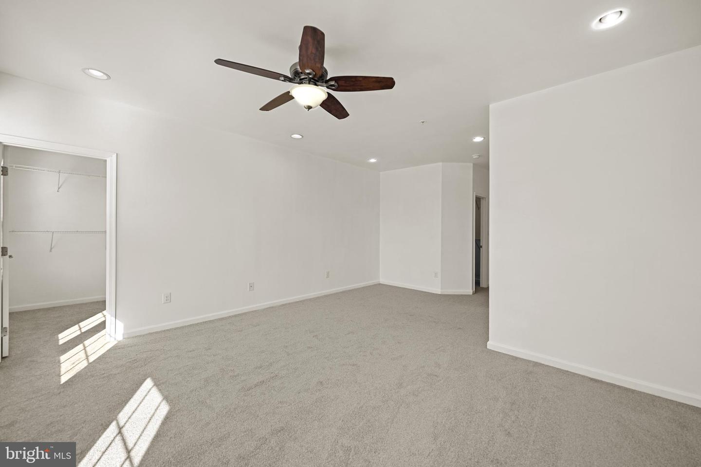 25928 RACING SUN DR, ALDIE, Virginia 20105, 3 Bedrooms Bedrooms, ,2 BathroomsBathrooms,Residential,For sale,25928 RACING SUN DR,VALO2114824 MLS # VALO2114824