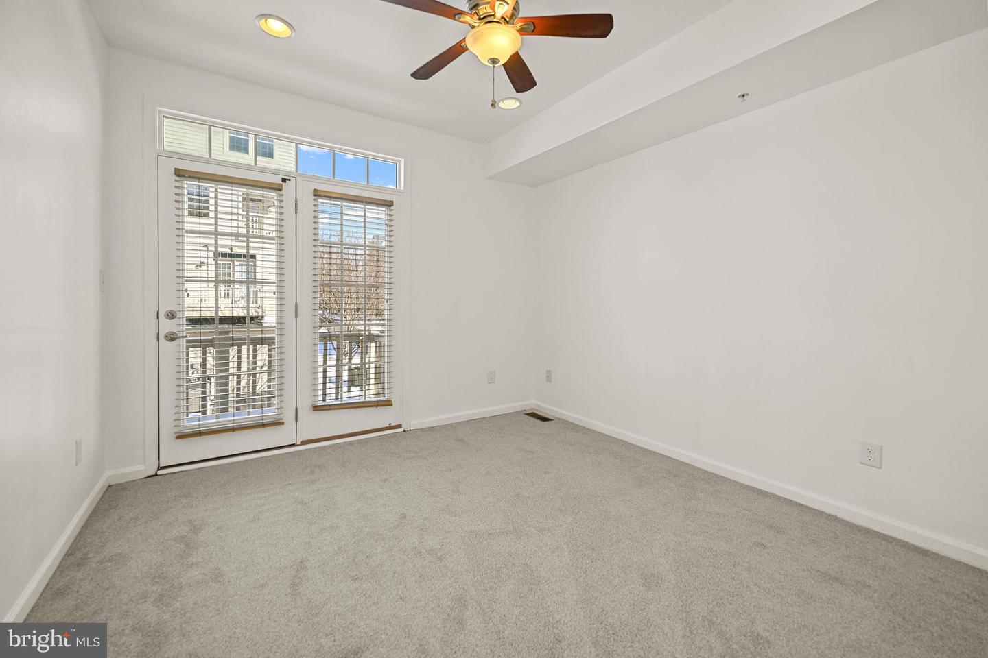 25928 RACING SUN DR, ALDIE, Virginia 20105, 3 Bedrooms Bedrooms, ,2 BathroomsBathrooms,Residential,For sale,25928 RACING SUN DR,VALO2114824 MLS # VALO2114824